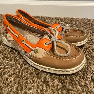 Orange women’s sperrys size 6